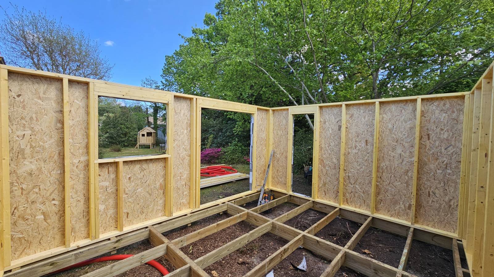 construction abri de jardin